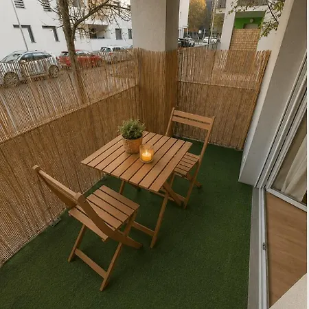 The Bordeaux Tramway Apartman
